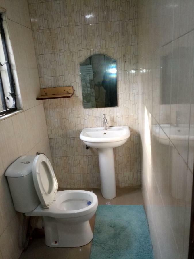 Kh Lodge Абуджа Экстерьер фото